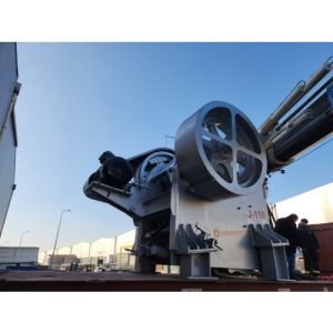 1100*850mm jaw crusher has gone to Africa