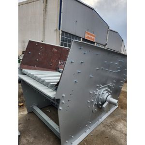 1200x3000mm 2 decks grizzly screen has gone to Africa
